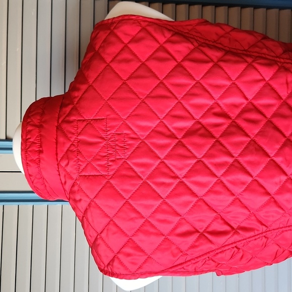 Van Heusen Red Quilted Vest - Picture 10 of 14